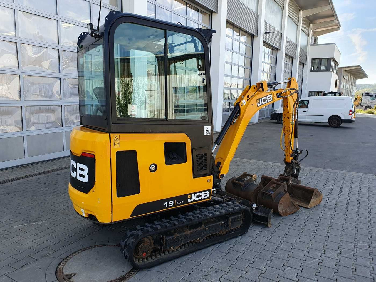 JCB 19C-1 / 528h / 2022 / Powertilt / Löffelpaket - Mini excavator: picture 3 JCB 19C-1 / 528h / 2022 / Powertilt / Löffelpaket - Mini excavator: picture 3