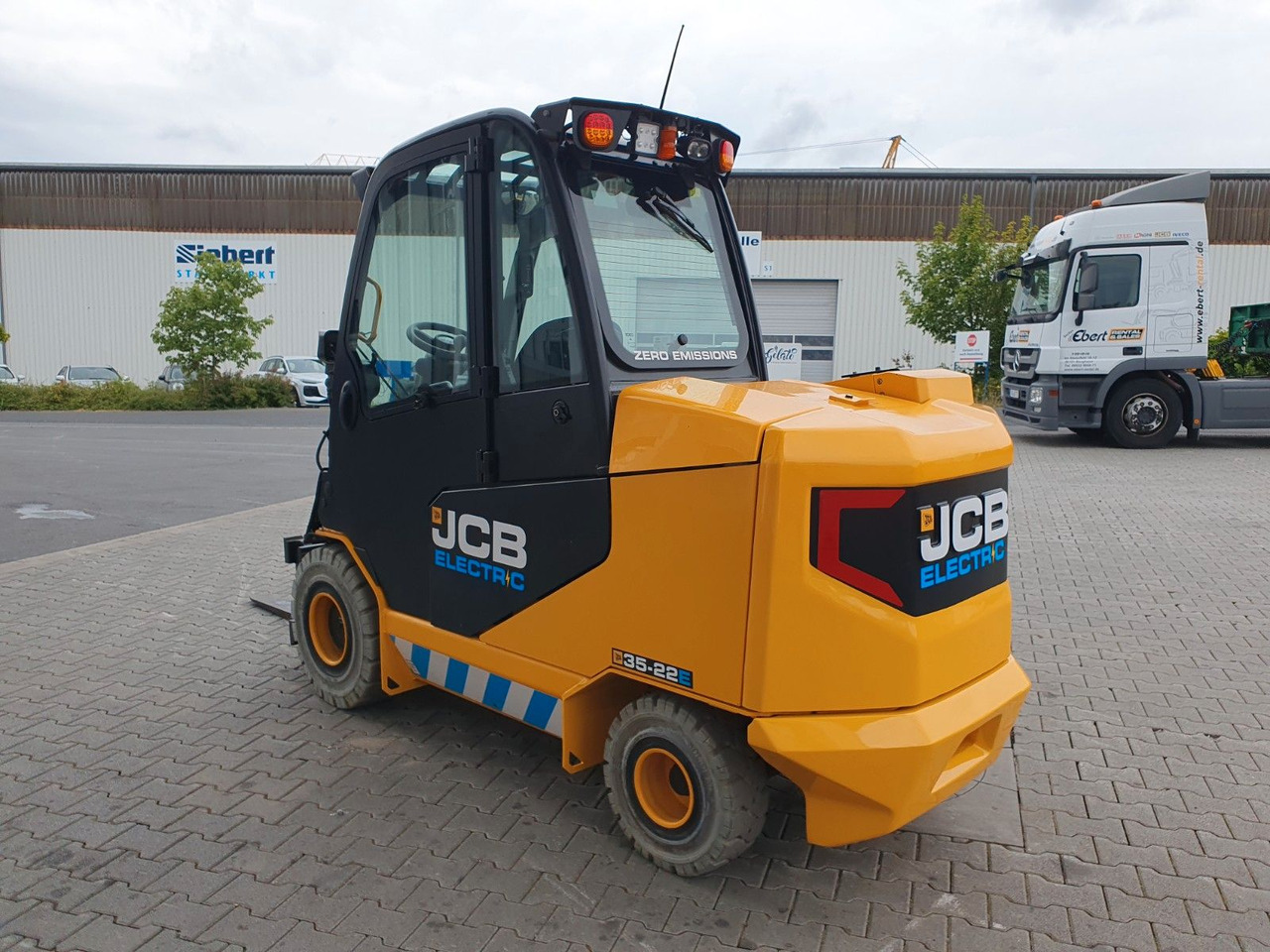 Telescopic handler JCB TLT 35-22E Teletruck / nur 149h! / 2022 / SS: picture 6