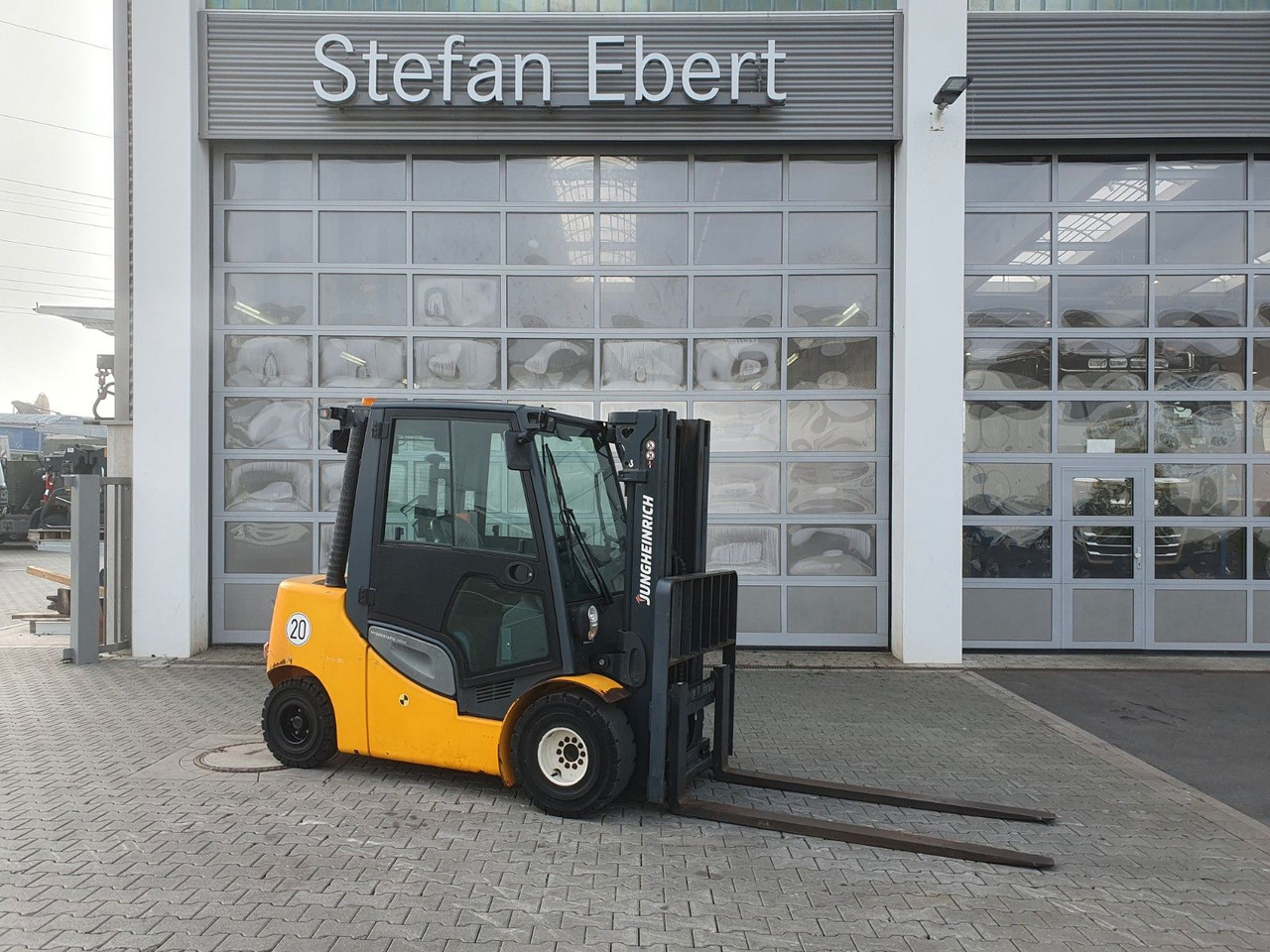 Jungheinrich DFG 435s / 4.400mm / nur 2.245h! / Klima / SS - Diesel forklift: picture 1 Jungheinrich DFG 435s / 4.400mm / nur 2.245h! / Klima / SS - Diesel forklift: picture 1
