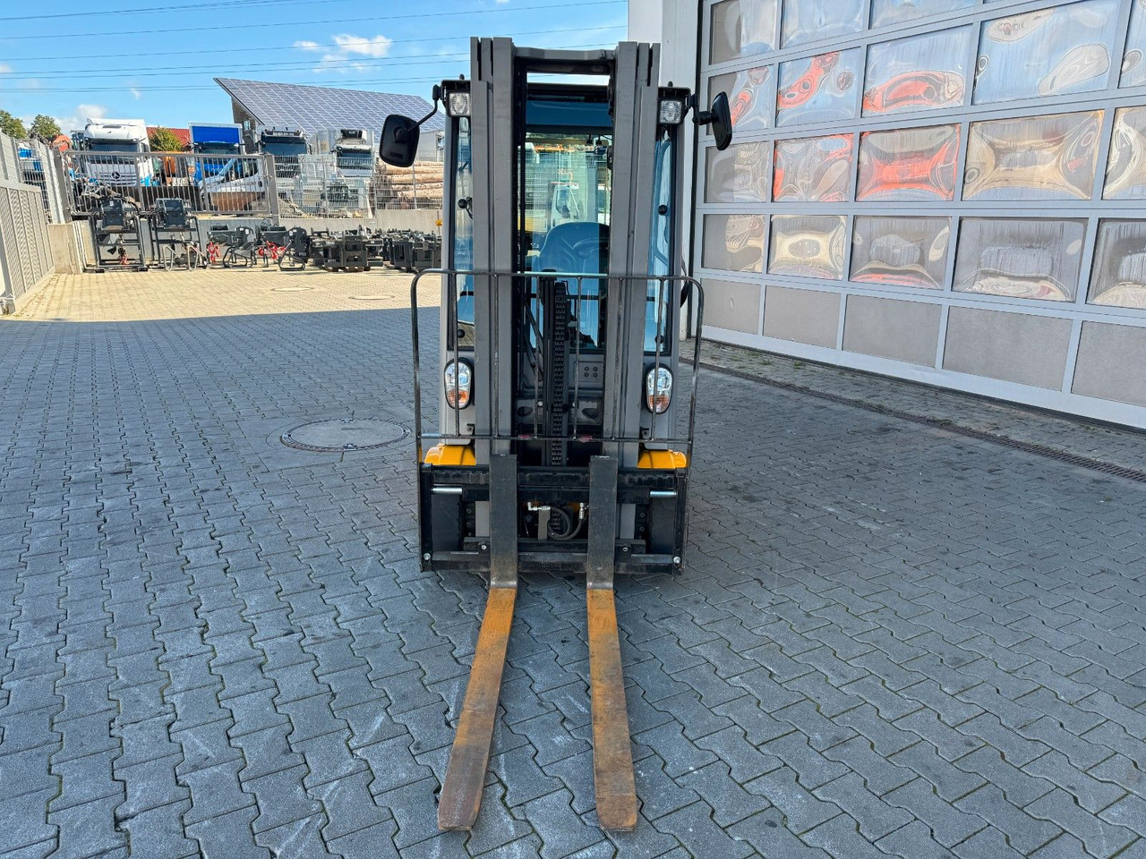 Jungheinrich EFG 215 / Triplex: 4.25m! / SS / nur 2.865h! - Electric forklift: picture 4 Jungheinrich EFG 215 / Triplex: 4.25m! / SS / nur 2.865h! - Electric forklift: picture 4