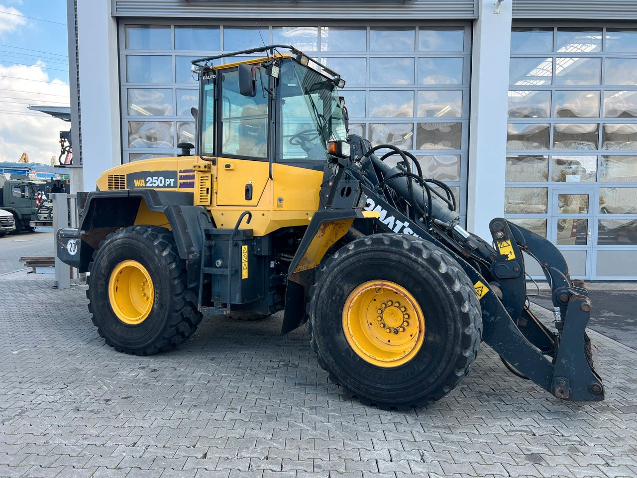 Komatsu WA 250 PT - 5H / 12.390h / - Wheel loader: picture 2 Komatsu WA 250 PT - 5H / 12.390h / - Wheel loader: picture 2