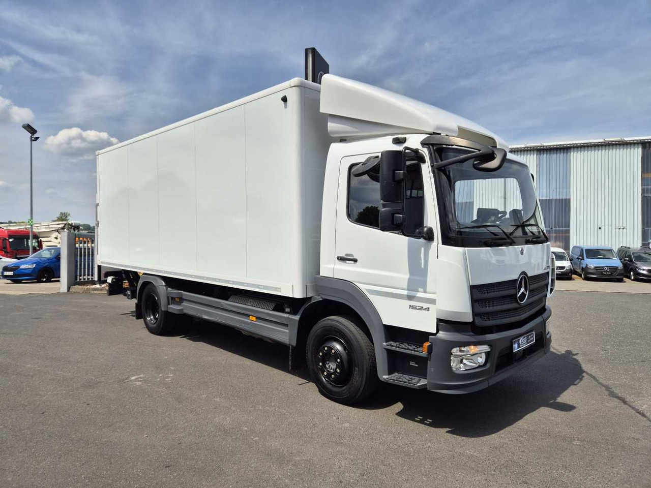 Mercedes-Benz Atego 1524 L LBW 1.500kg Standheizung Klima - Box truck: picture 5 Mercedes-Benz Atego 1524 L LBW 1.500kg Standheizung Klima - Box truck: picture 5