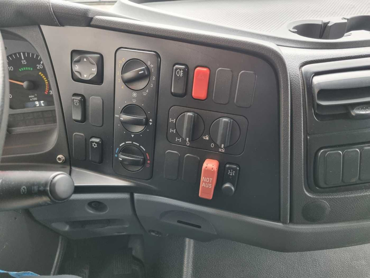 Dropside/ Flatbed truck Mercedes-Benz Axor 1829 A 4x4 Pritsche/Plane 10 Stück: picture 14