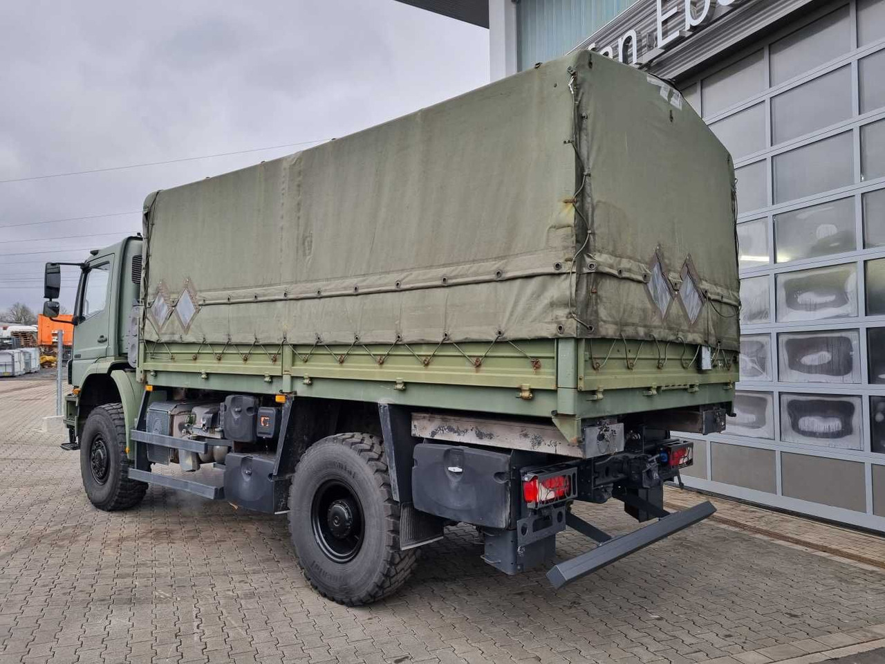 Dropside/ Flatbed truck Mercedes-Benz Axor 1829 A 4x4 Pritsche/Plane 10 Stück: picture 8