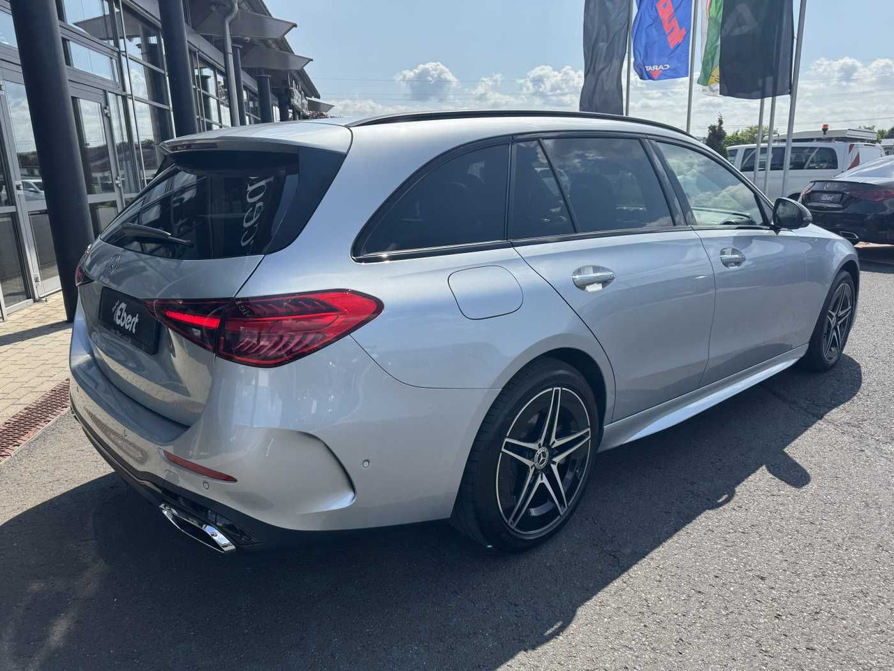 Mercedes-Benz C 300de AMG+Pano+Burm+HUD+360+Digital+VOLL - Car: picture 4 Mercedes-Benz C 300de AMG+Pano+Burm+HUD+360+Digital+VOLL - Car: picture 4