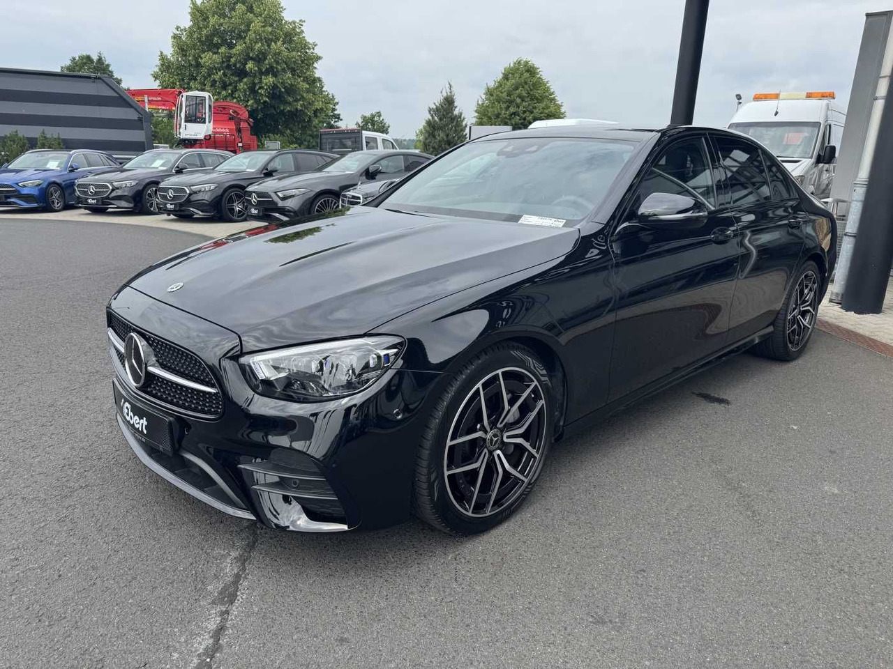 Mercedes-Benz E 220d AMG+Distr+Multibeam+Pano+ Ambiente+Night - Sedan: picture 2 Mercedes-Benz E 220d AMG+Distr+Multibeam+Pano+ Ambiente+Night - Sedan: picture 2