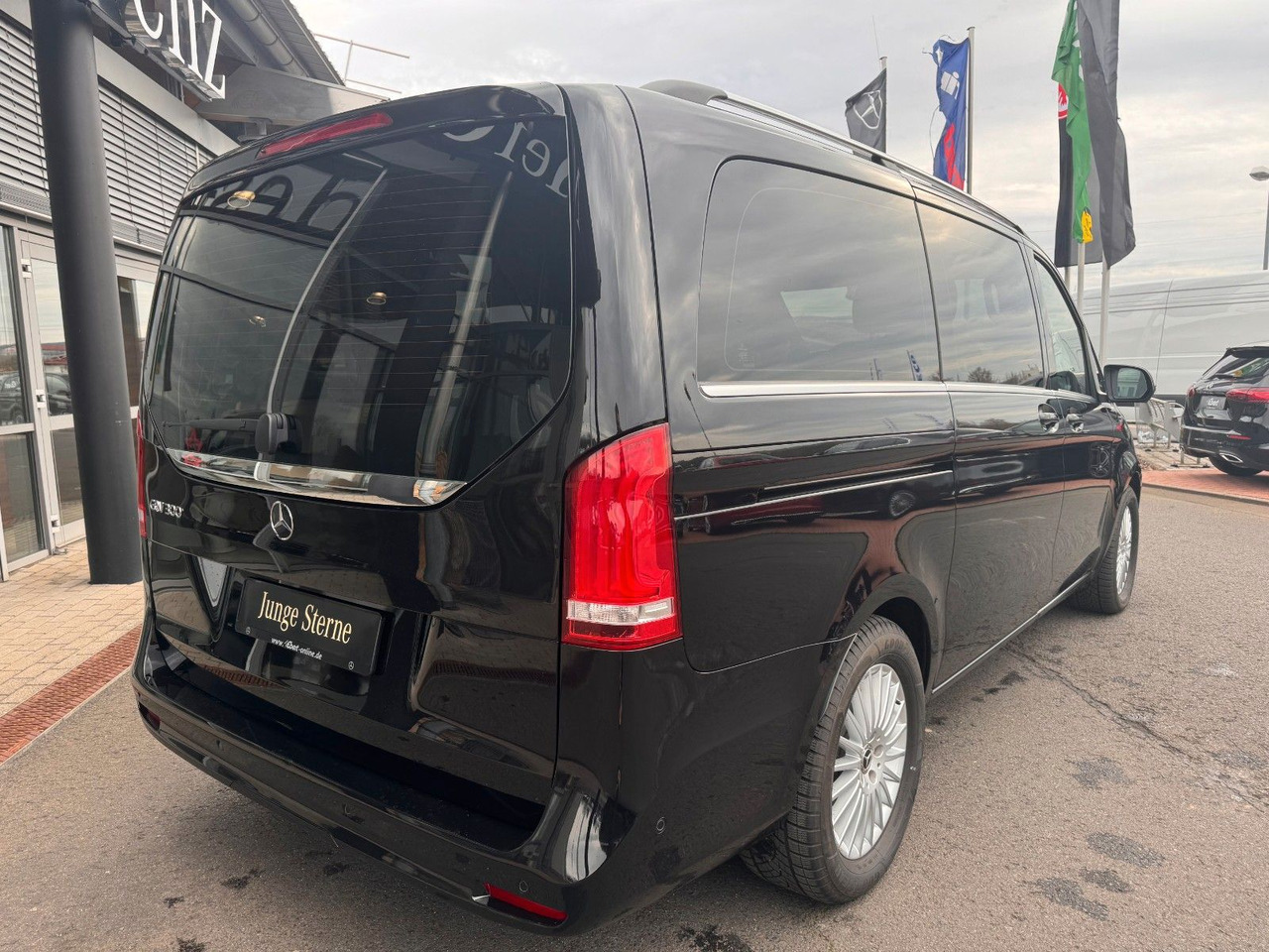 Mercedes-Benz EQV 300 AVANTGARDE 360Kamera DISTRONIC Leder - Passenger van, Electric van: picture 4 Mercedes-Benz EQV 300 AVANTGARDE 360Kamera DISTRONIC Leder - Passenger van, Electric van: picture 4