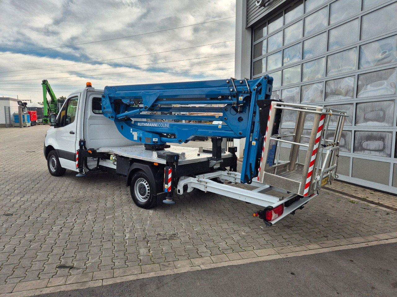 Mercedes-Benz Sprinter 314CDI Hubsteiger Ruthmann EcolineRS200 - Truck mounted aerial platform: picture 4 Mercedes-Benz Sprinter 314CDI Hubsteiger Ruthmann EcolineRS200 - Truck mounted aerial platform: picture 4