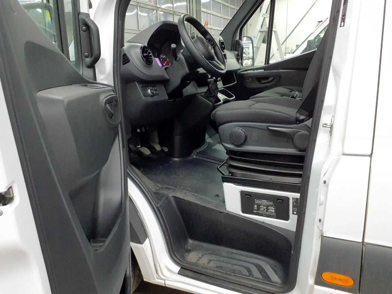 Mercedes-Benz Sprinter 315 CDI 4325 Klima 360 Schwing MBUX SHZ - Panel van: picture 3 Mercedes-Benz Sprinter 315 CDI 4325 Klima 360 Schwing MBUX SHZ - Panel van: picture 3
