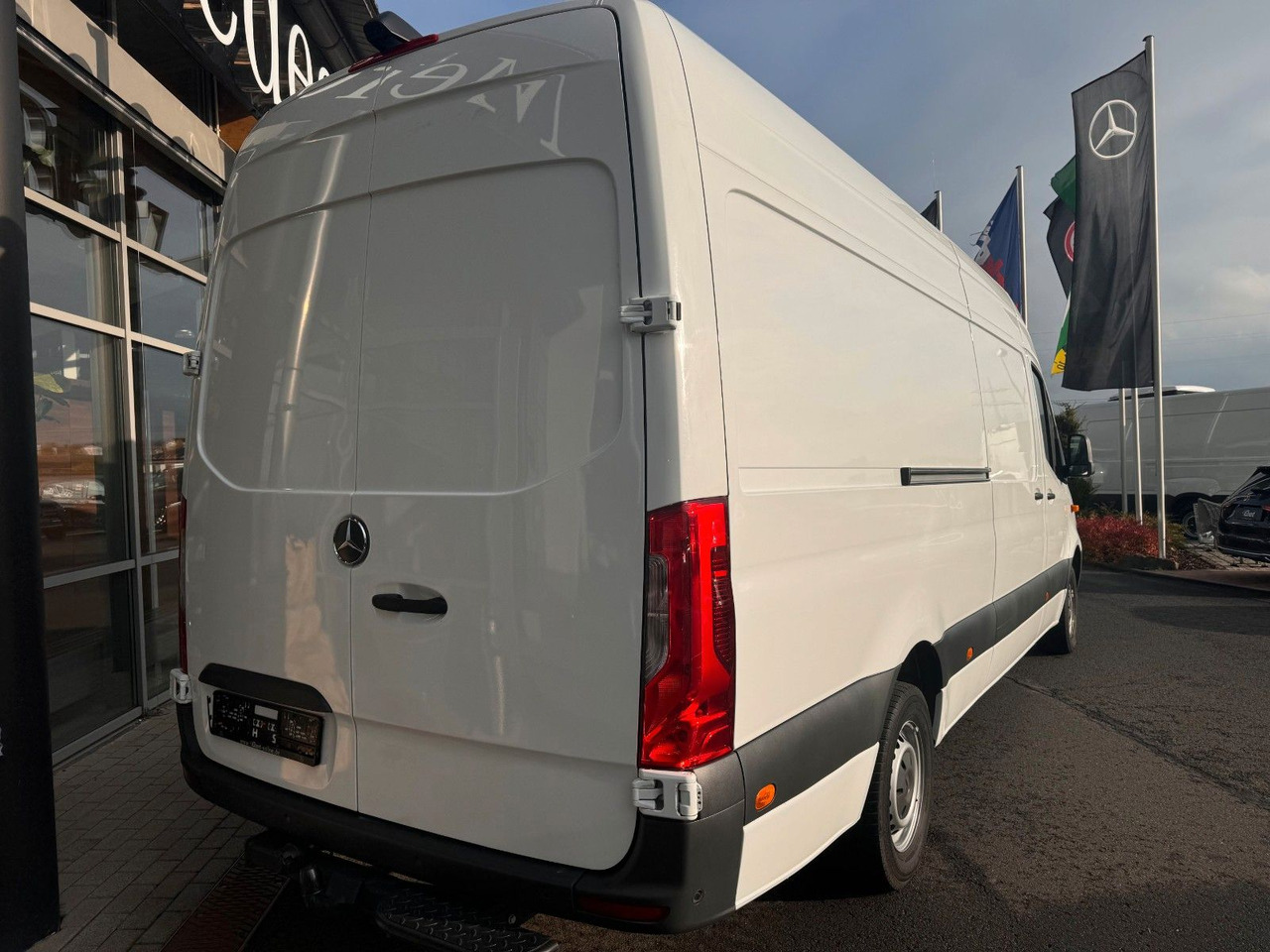 Mercedes-Benz Sprinter 315 CDI 4325 Navi Klima 360 AHK - Panel van: picture 4 Mercedes-Benz Sprinter 315 CDI 4325 Navi Klima 360 AHK - Panel van: picture 4