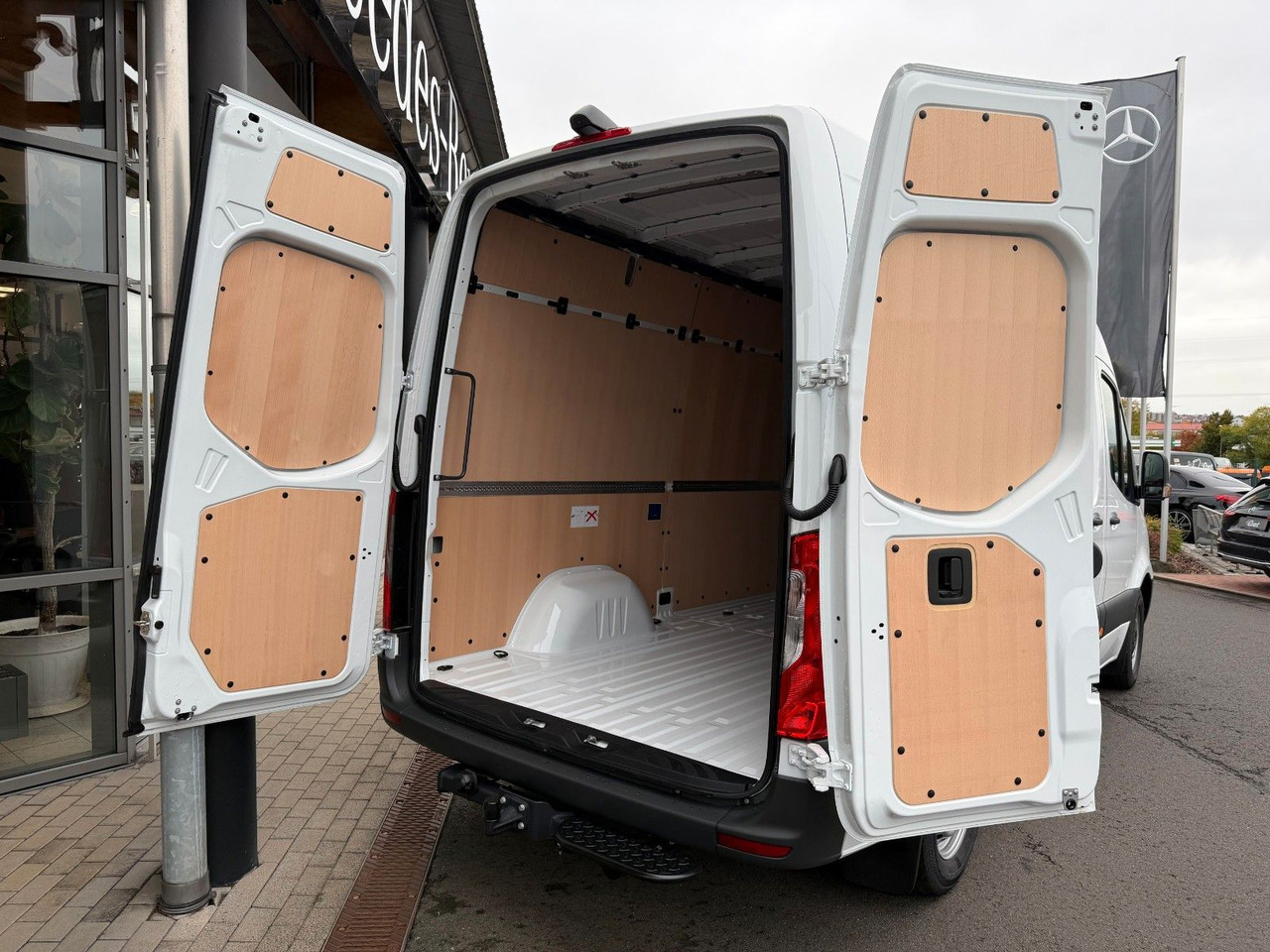 Panel van Mercedes-Benz Sprinter 317 CDI 3665 9G AHK3,5to Klima Schwing: picture 8