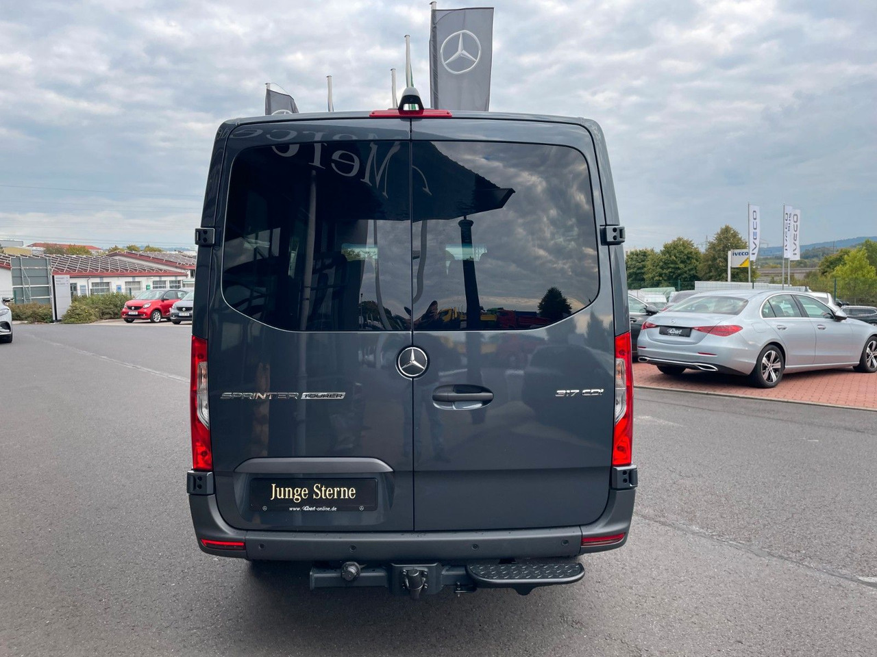 Mercedes-Benz Sprinter 317 CDI Tourer 3665 9G Kamera AHK3,5to - Passenger van: picture 4 Mercedes-Benz Sprinter 317 CDI Tourer 3665 9G Kamera AHK3,5to - Passenger van: picture 4