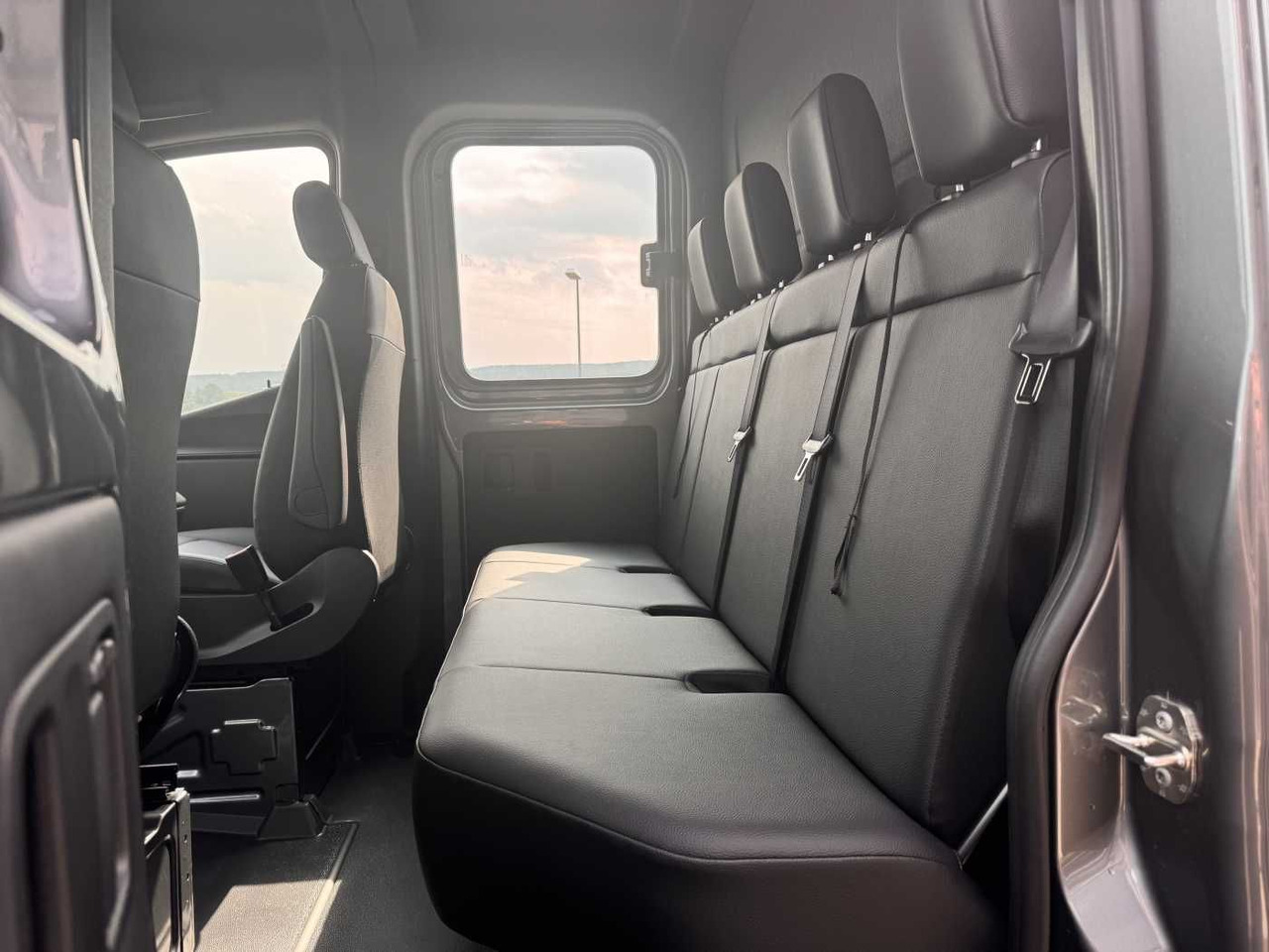 Curtain side van, Combi van Mercedes-Benz Sprinter 319 CDI 4x4 DoKa AHK3,5 Klima Kamera: picture 8