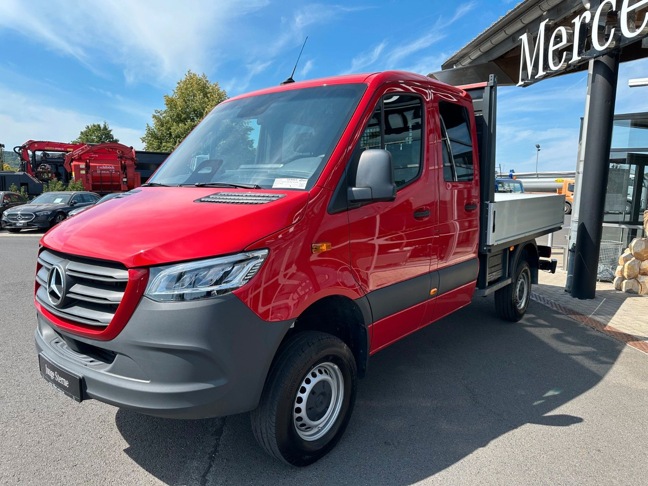 Mercedes-Benz Sprinter 319 CDI 4x4 DoKa Klima AHK3,5to - Flatbed van, Combi van: picture 3 Mercedes-Benz Sprinter 319 CDI 4x4 DoKa Klima AHK3,5to - Flatbed van, Combi van: picture 3