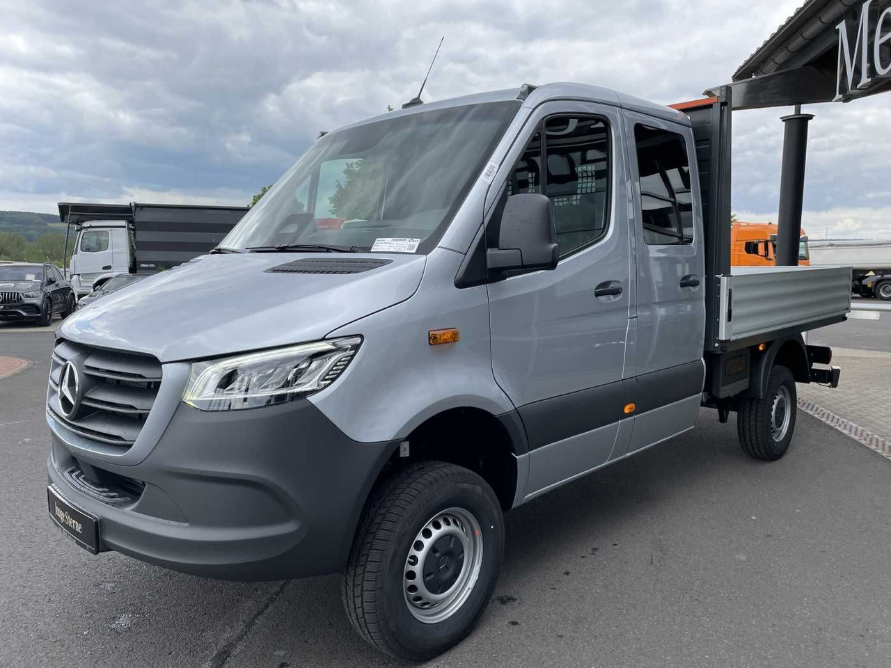 Mercedes-Benz Sprinter 319 CDI 4x4 DoKa Klima Stdheiz AHK LED - Flatbed van: picture 3 Mercedes-Benz Sprinter 319 CDI 4x4 DoKa Klima Stdheiz AHK LED - Flatbed van: picture 3