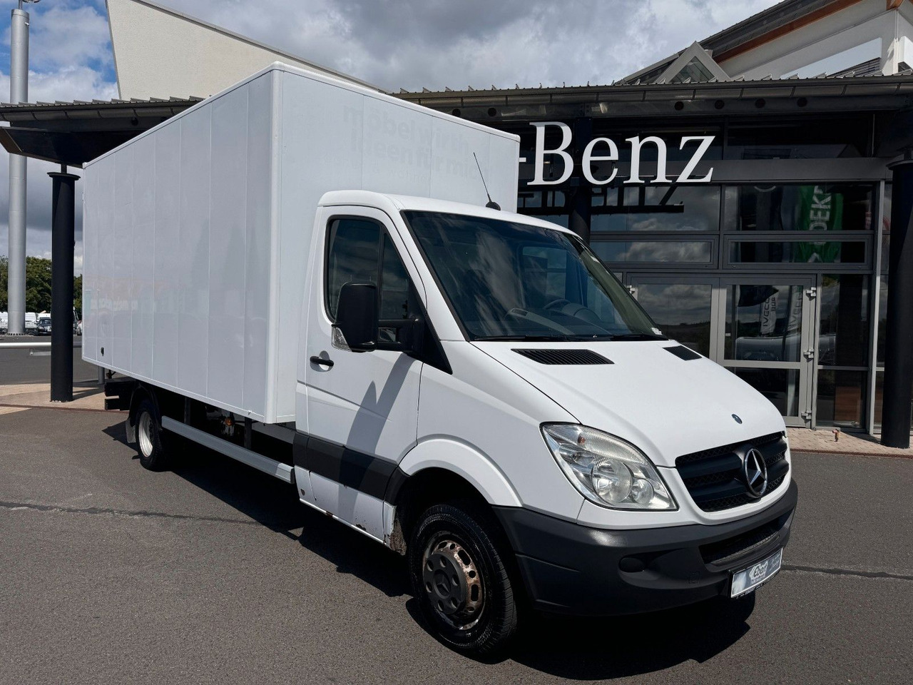 Mercedes-Benz Sprinter 516 CDI 4325 Möbelkoffer Treppe - Box van: picture 1 Mercedes-Benz Sprinter 516 CDI 4325 Möbelkoffer Treppe - Box van: picture 1