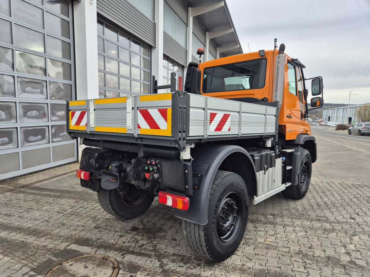 Leasing of  Mercedes-Benz Unimog U423 4x4 Hydrostat Zapfwelle Mercedes-Benz Unimog U423 4x4 Hydrostat Zapfwelle: picture 10