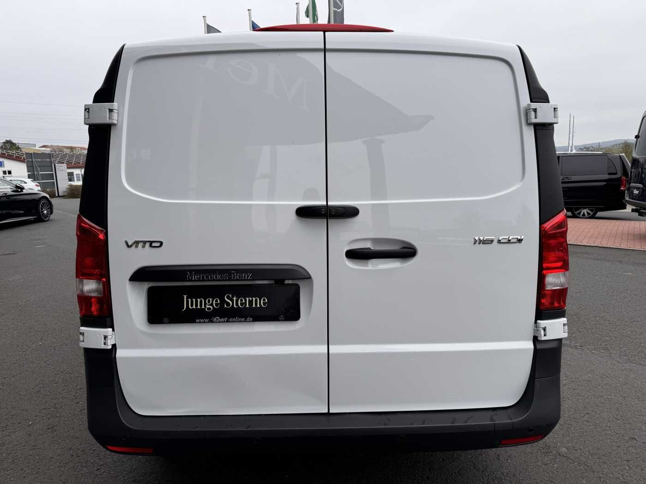 Mercedes-Benz Vito 116 CDI Extralang Klima Kamera Audio40 SHZ - Small van: picture 5 Mercedes-Benz Vito 116 CDI Extralang Klima Kamera Audio40 SHZ - Small van: picture 5