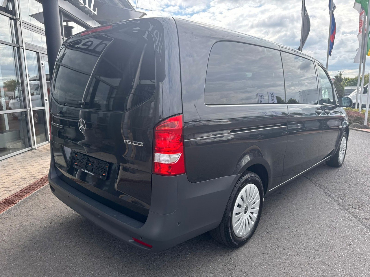 Mercedes-Benz Vito 116 CDI Tourer Pro 3430 9G 2xKlima Kamera - Passenger van: picture 4 Mercedes-Benz Vito 116 CDI Tourer Pro 3430 9G 2xKlima Kamera - Passenger van: picture 4