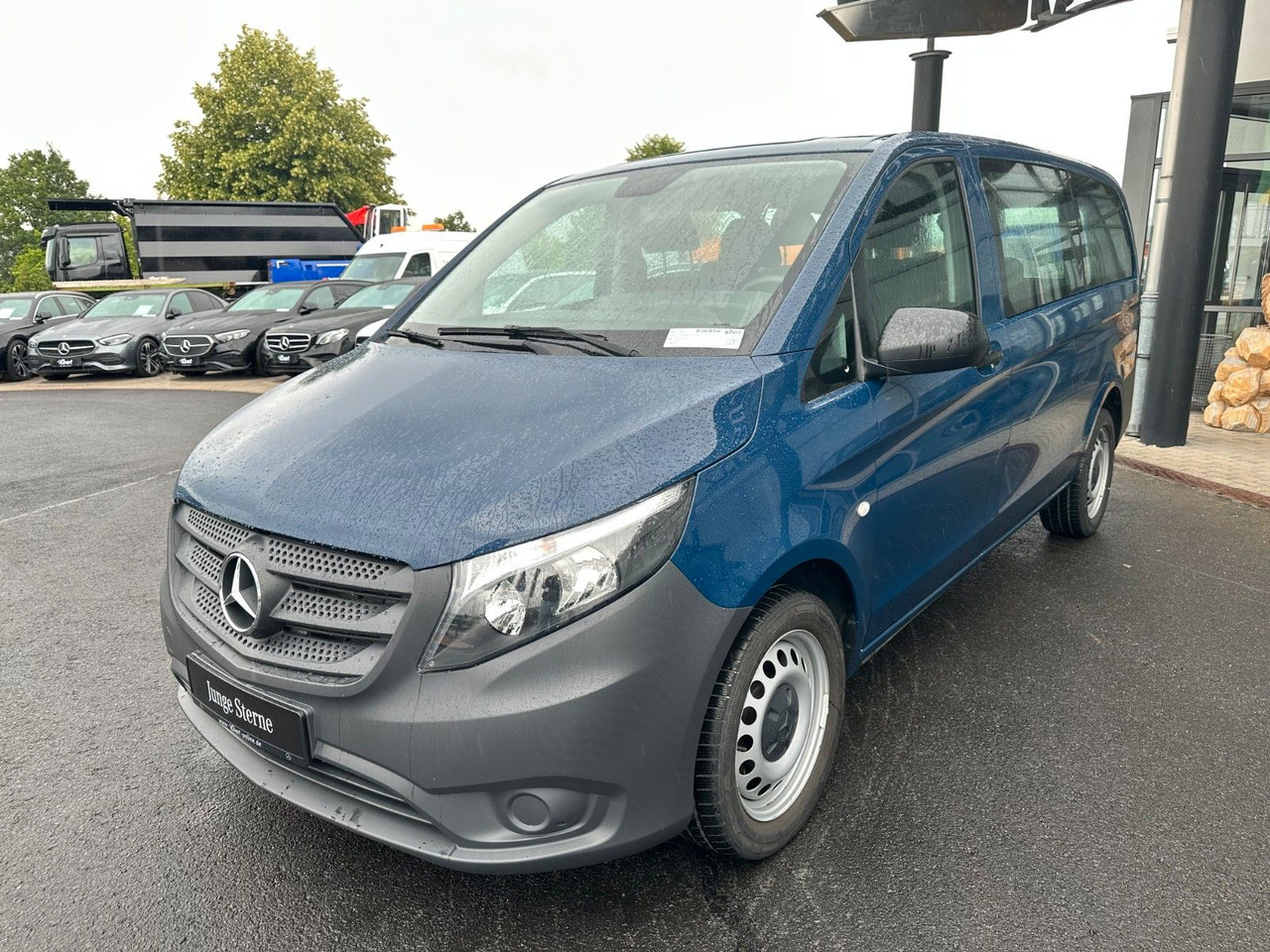 Mercedes-Benz Vito 119 CDI Tourer 3200 Klima AHK Tempomat - Passenger van: picture 3 Mercedes-Benz Vito 119 CDI Tourer 3200 Klima AHK Tempomat - Passenger van: picture 3