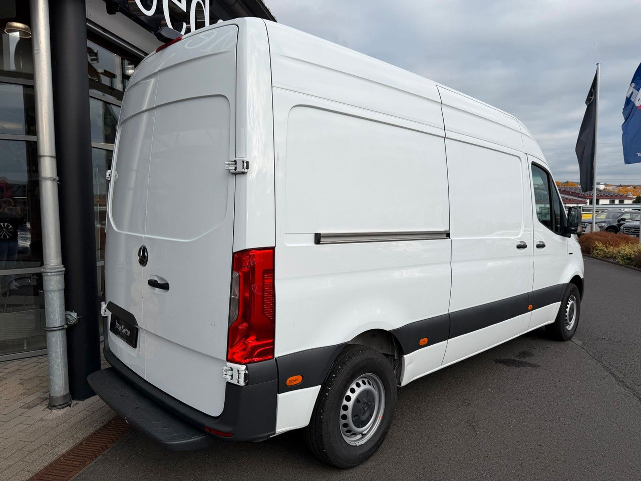 Mercedes-Benz eSprinter 312 Klima SHZ Kamera - Panel van, Electric van: picture 4 Mercedes-Benz eSprinter 312 Klima SHZ Kamera - Panel van, Electric van: picture 4