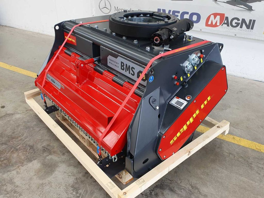Seppi M. BMS 125 / 13-30t Forstmulcher Drehmotor - Forestry mulcher: picture 3 Seppi M. BMS 125 / 13-30t Forstmulcher Drehmotor - Forestry mulcher: picture 3