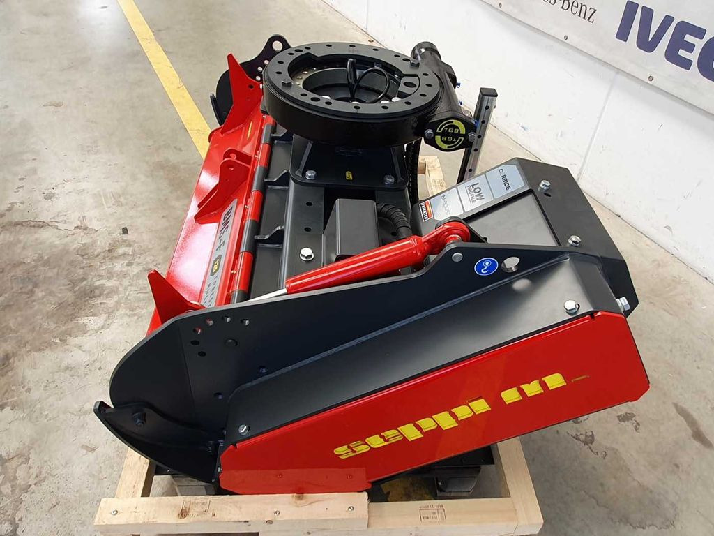Seppi M. BMS-F 125 Forstmulcher 10-20t Drehmotor - Forestry mulcher: picture 4 Seppi M. BMS-F 125 Forstmulcher 10-20t Drehmotor - Forestry mulcher: picture 4