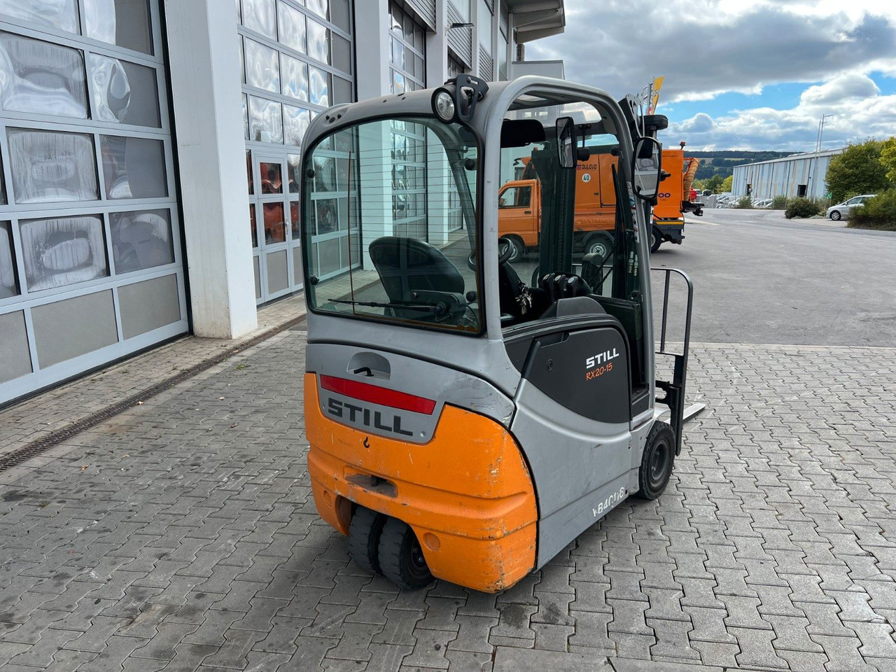 Still RX 20-14 / Triplex: 4,3m / 1.447h / SS / 03.2020 - Electric forklift: picture 4 Still RX 20-14 / Triplex: 4,3m / 1.447h / SS / 03.2020 - Electric forklift: picture 4