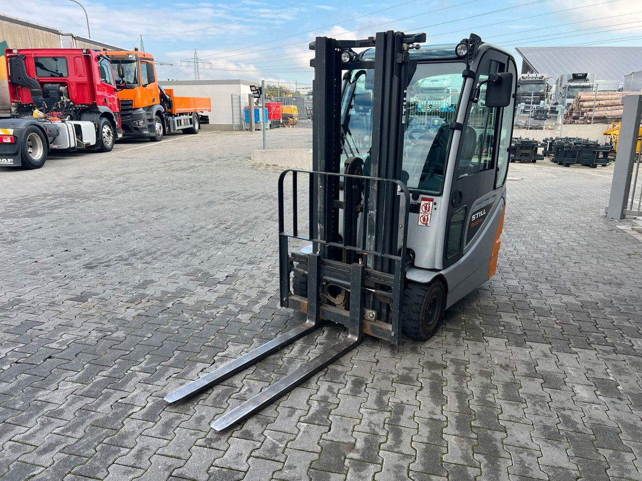 Electric forklift Still RX 20-14 / Triplex: 4,3m / nur 1.445h! / SS: picture 8 Electric forklift Still RX 20-14 / Triplex: 4,3m / nur 1.445h! / SS: picture 8