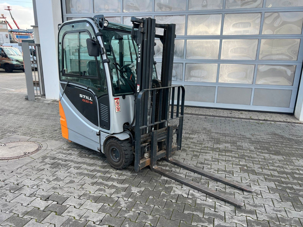 Electric forklift Still RX 20-14 / Triplex: 4,3m / nur 1.445h! / SS: picture 10 Electric forklift Still RX 20-14 / Triplex: 4,3m / nur 1.445h! / SS: picture 10
