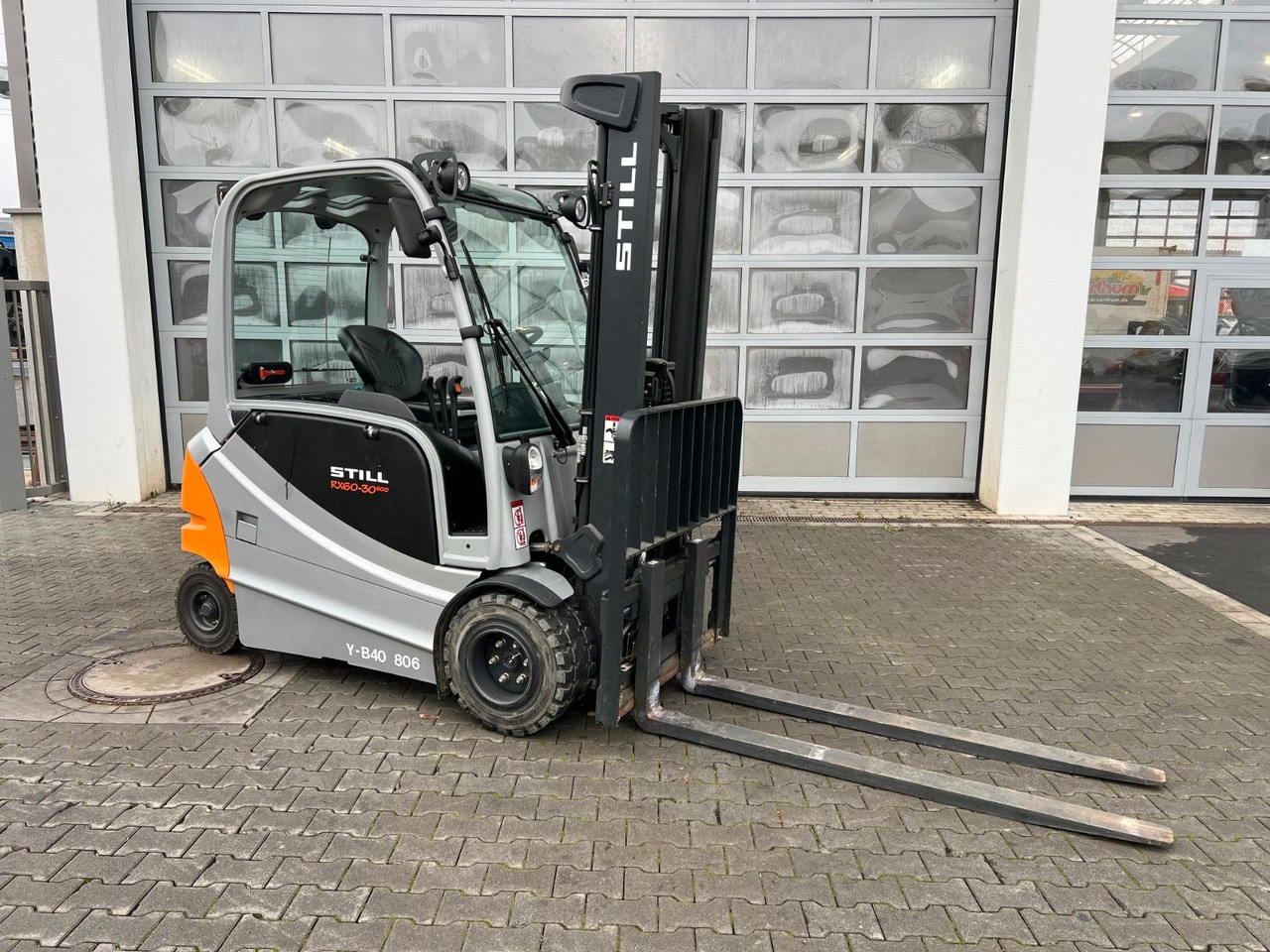 Still RX60-30L/600 / Hubhöhe 3,6 m / SS / nur 173h! - Electric forklift: picture 2 Still RX60-30L/600 / Hubhöhe 3,6 m / SS / nur 173h! - Electric forklift: picture 2