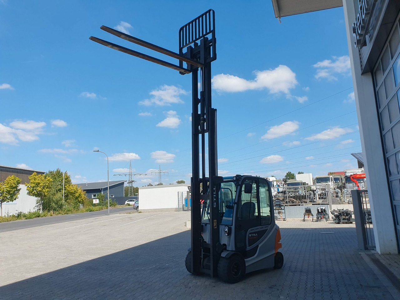 Electric forklift Still RX60-30L/600 - Triplex: 4,6m / nur 1.245h / SS: picture 11 Electric forklift Still RX60-30L/600 - Triplex: 4,6m / nur 1.245h / SS: picture 11