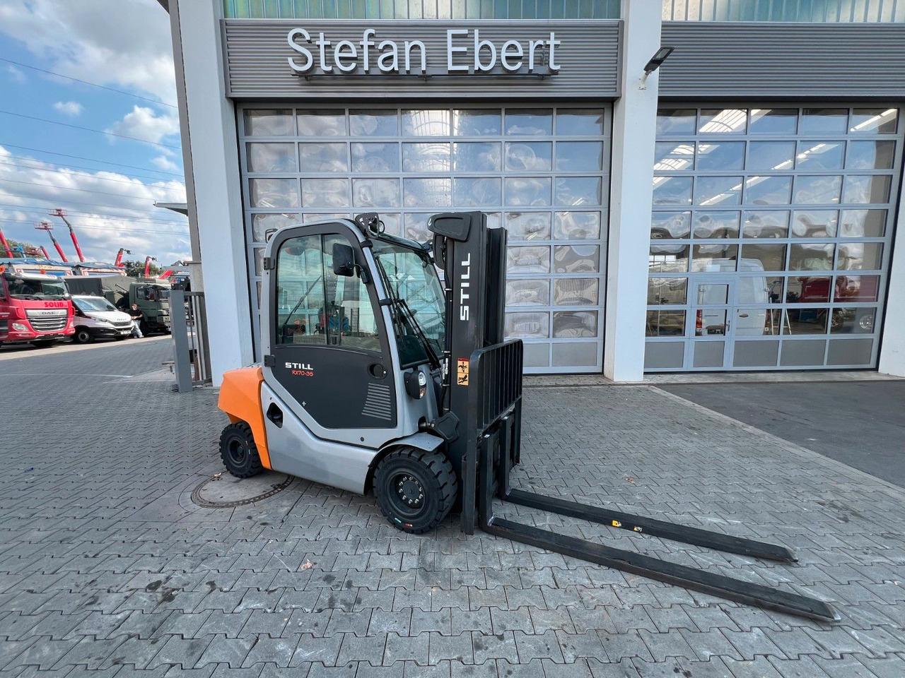 Still RX70-35 / Triplex: 4.60m / nur 2.911h! / SS - Diesel forklift: picture 1 Still RX70-35 / Triplex: 4.60m / nur 2.911h! / SS - Diesel forklift: picture 1