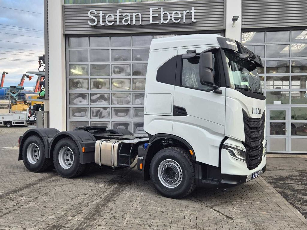 Iveco X-Way AS440X57TZ/P ON+ 6x4 Intarder Bett - Tractor unit: picture 4 Iveco X-Way AS440X57TZ/P ON+ 6x4 Intarder Bett - Tractor unit: picture 4