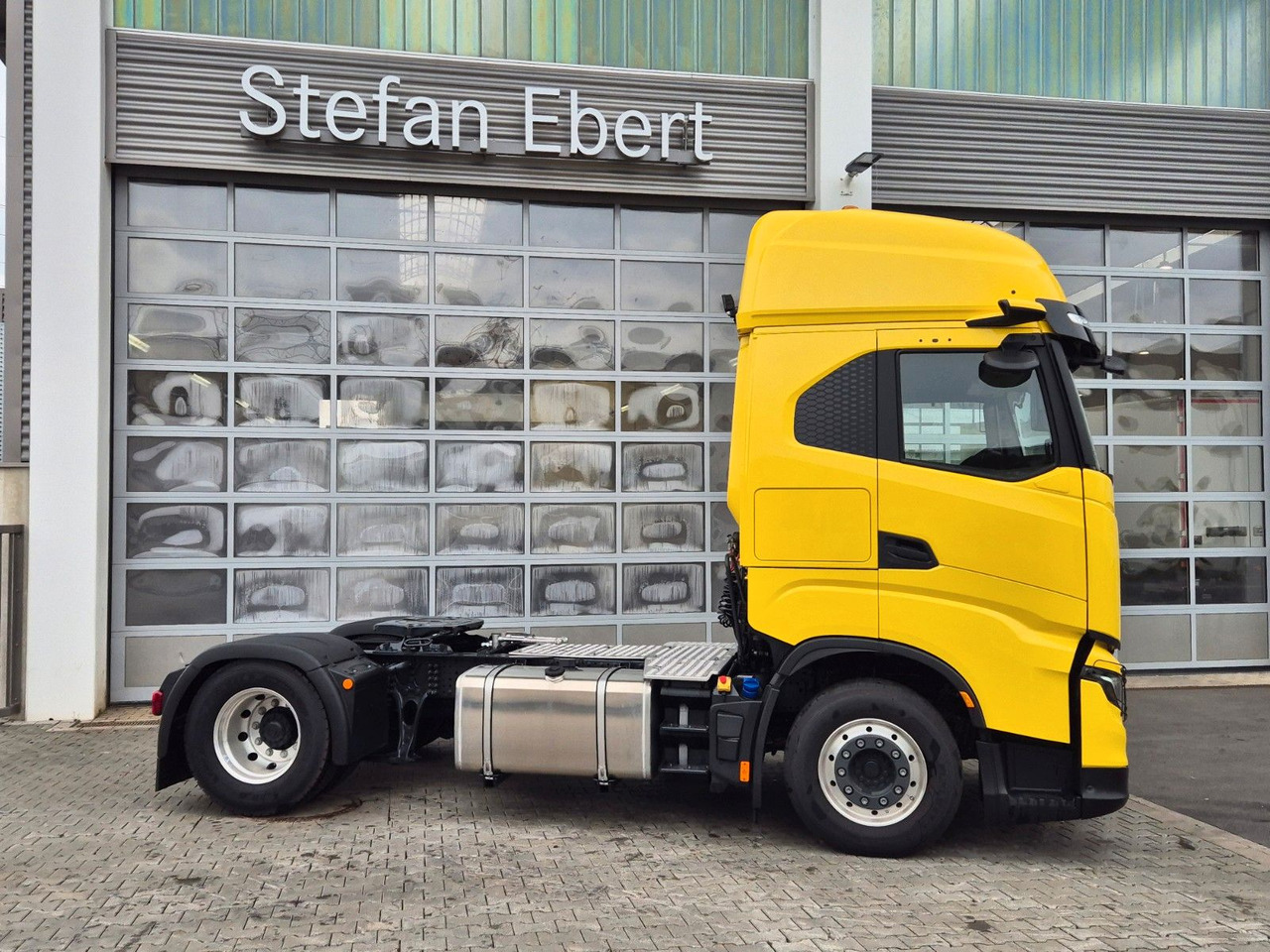 Tractor unit Iveco X-Way AS440X58T/FP ON 4x2 Hydraulik Mirror-Cams: picture 6