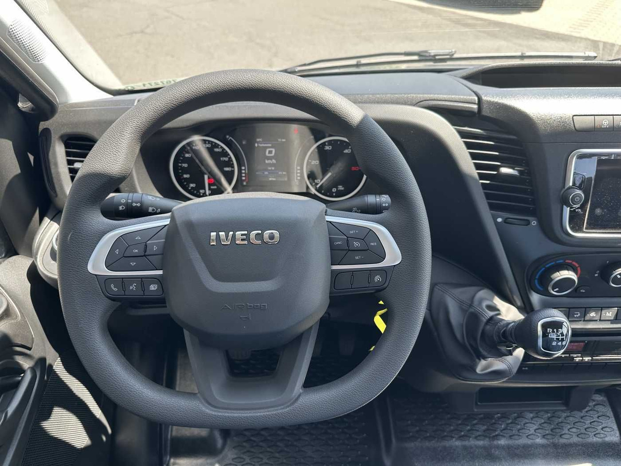Leasing of  Iveco Daily 70C18 H 3.0L *R3.750mm*AHK*Luft*Sperre* Iveco Daily 70C18 H 3.0L *R3.750mm*AHK*Luft*Sperre*: picture 9