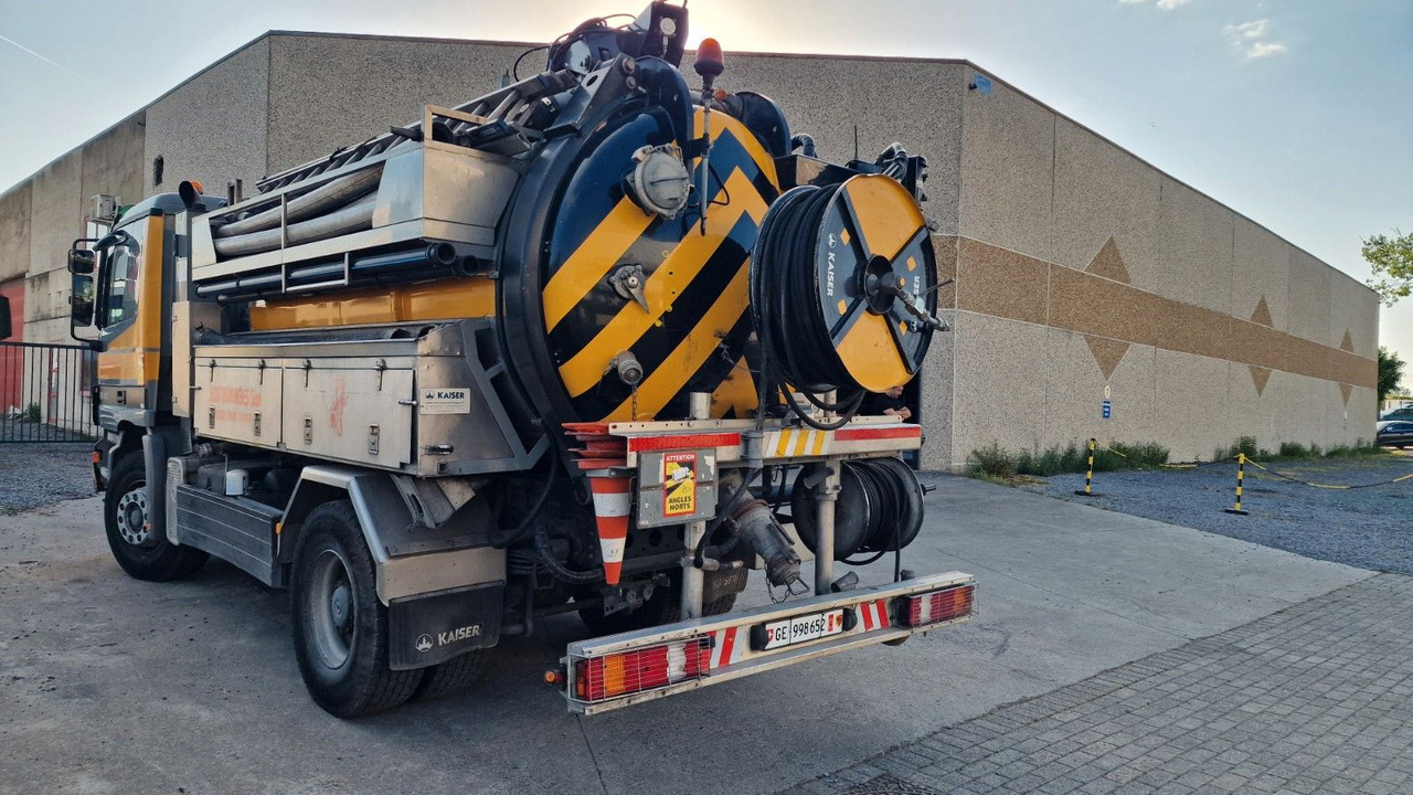 Mercedes-Benz Actros 18-40 - Vacuum truck: picture 3 Mercedes-Benz Actros 18-40 - Vacuum truck: picture 3