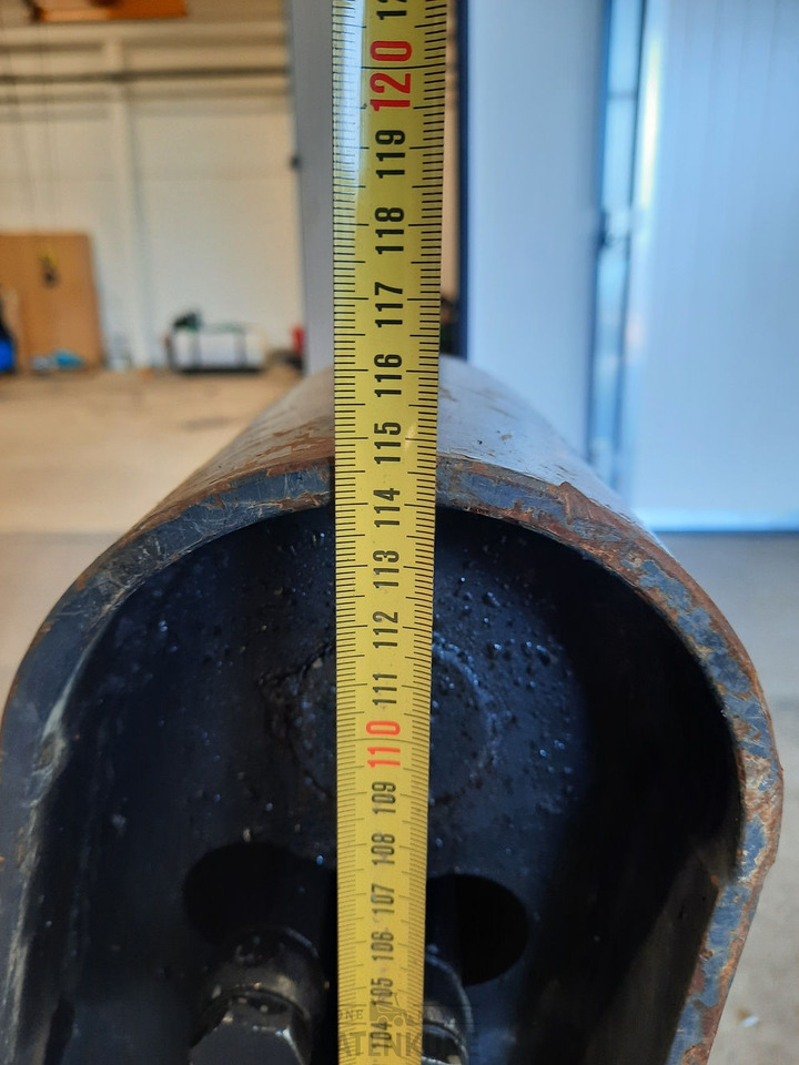 Quick coupler for Construction machinery Niskakangas Kallistuva väliliitin S60-S60 suojattu: picture 13