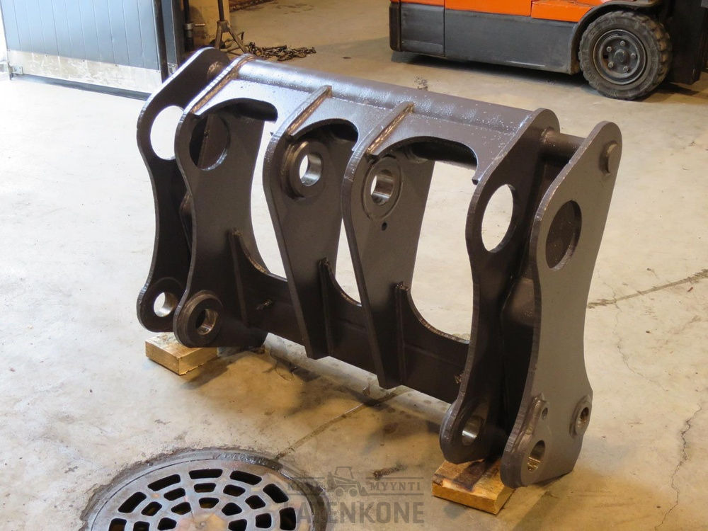 Volvo pikakiinnike L90-120 C-D-E-F-H hydraulinen - Quick coupler for Construction machinery: picture 5 Volvo pikakiinnike L90-120 C-D-E-F-H hydraulinen - Quick coupler for Construction machinery: picture 5
