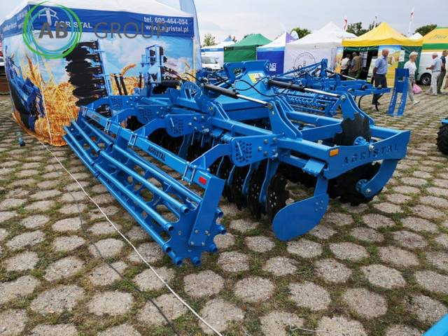Agristal BTH hydraulic folding disc harrow 4.5 m - Harrow: picture 2 Agristal BTH hydraulic folding disc harrow 4.5 m - Harrow: picture 2