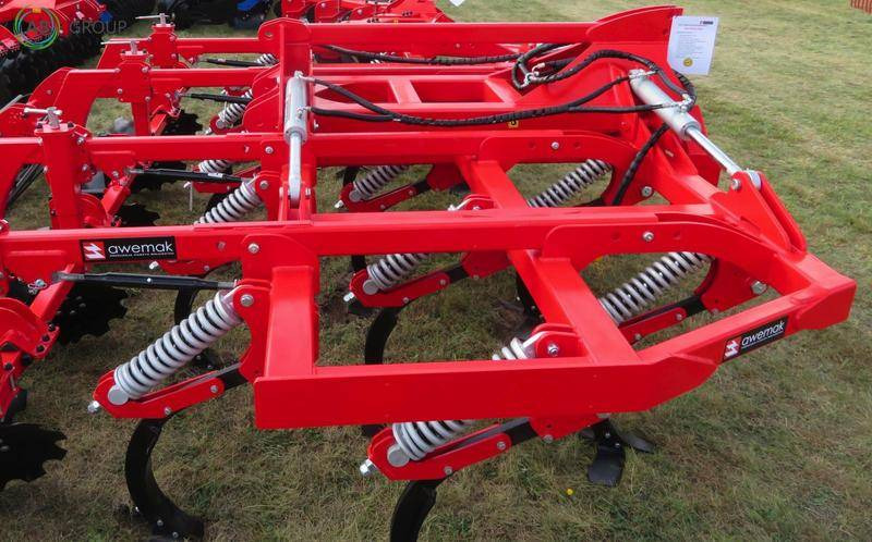 Awemak hydraulic foldable no-till cultivator Matador M42, 4.2 m - Cultivator: picture 4 Awemak hydraulic foldable no-till cultivator Matador M42, 4.2 m - Cultivator: picture 4