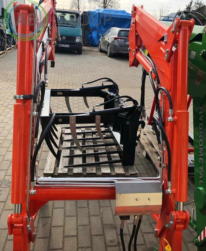 Hydrometal front loader AT-20 - Front loader for tractor: picture 5 Hydrometal front loader AT-20 - Front loader for tractor: picture 5