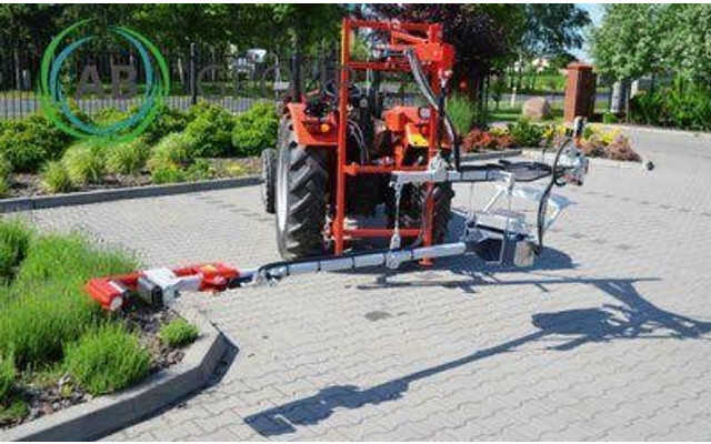 Jagoda Obstschüttler/Secoueur d’arbre/Obstschüttle - Soil tillage equipment: picture 1 Jagoda Obstschüttler/Secoueur d’arbre/Obstschüttle - Soil tillage equipment: picture 1