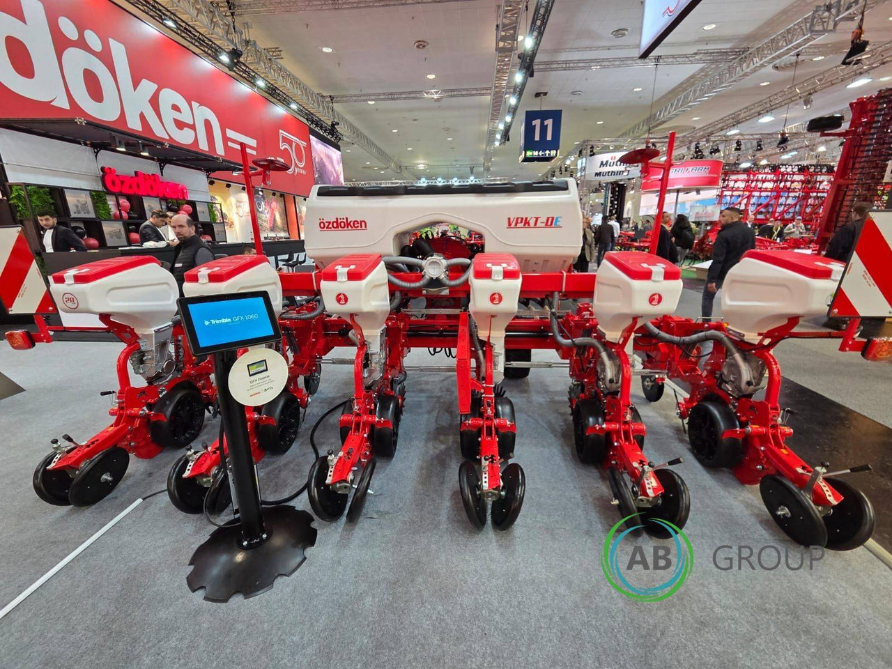 Siewnik OZDOKEN 6-rzędowy VPKT-DGE6 napęd elektryczny i ISOBUS - Precision sowing machine: picture 2 Siewnik OZDOKEN 6-rzędowy VPKT-DGE6 napęd elektryczny i ISOBUS - Precision sowing machine: picture 2