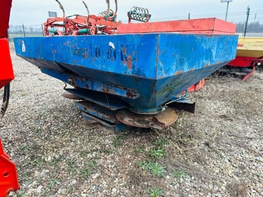 Kuhn - Fertilizer spreader: picture 4 Kuhn - Fertilizer spreader: picture 4
