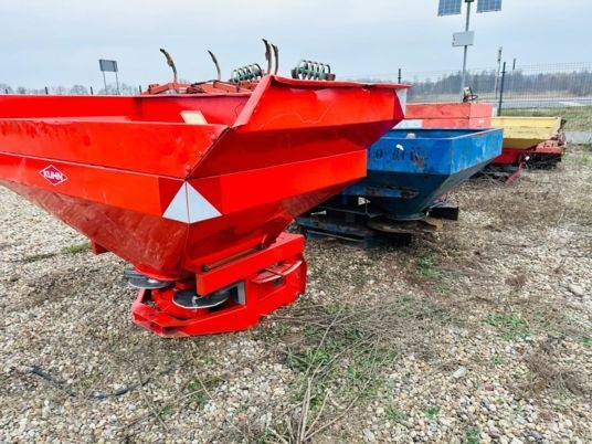 Kuhn - Fertilizer spreader: picture 3 Kuhn - Fertilizer spreader: picture 3