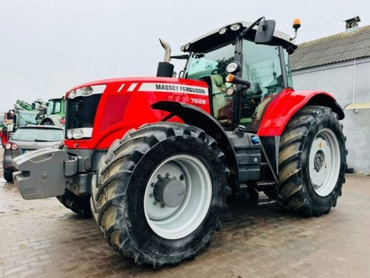 Massey Ferguson 7626 DYNA 6 - Farm tractor: picture 5 Massey Ferguson 7626 DYNA 6 - Farm tractor: picture 5