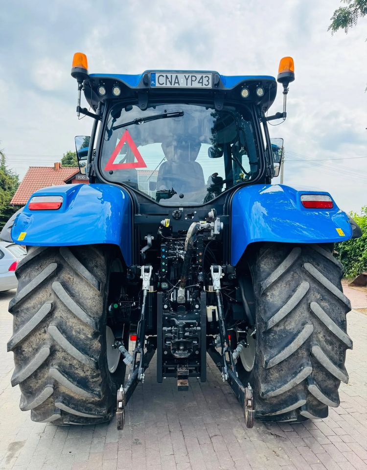 Farm tractor New Holland T6.155: picture 12