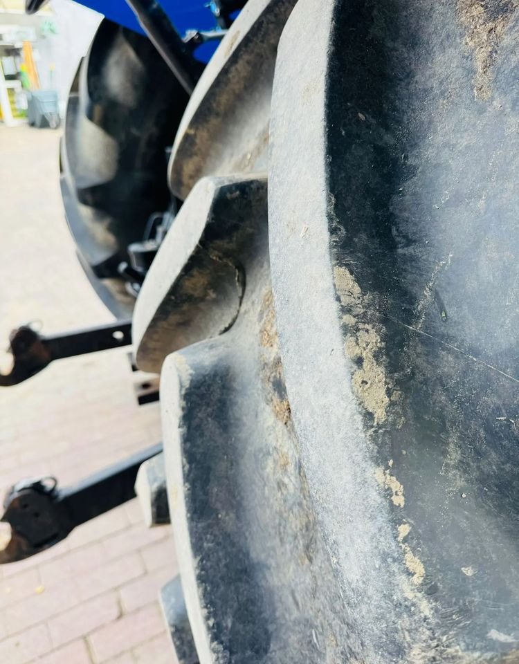 Farm tractor New Holland T6.155: picture 13