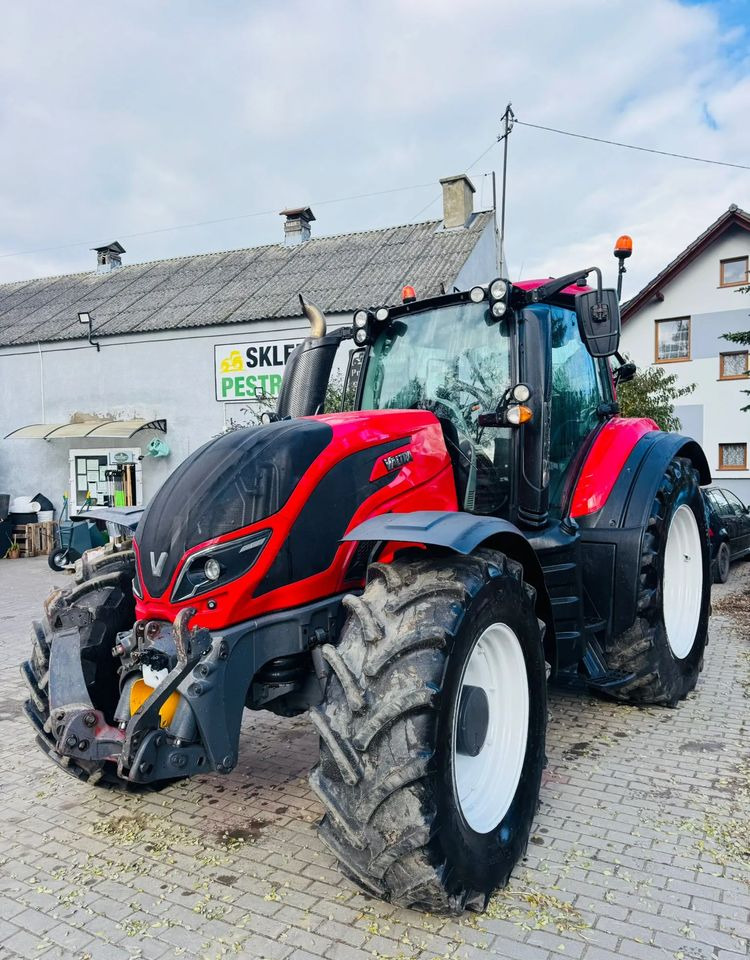 Valtra T194 Versu Twin Trac - Farm tractor: picture 1 Valtra T194 Versu Twin Trac - Farm tractor: picture 1